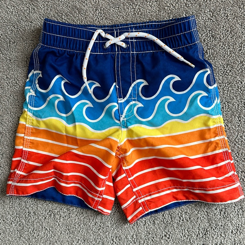 Gap toddler wave graphic swim trunk -  size 4T
